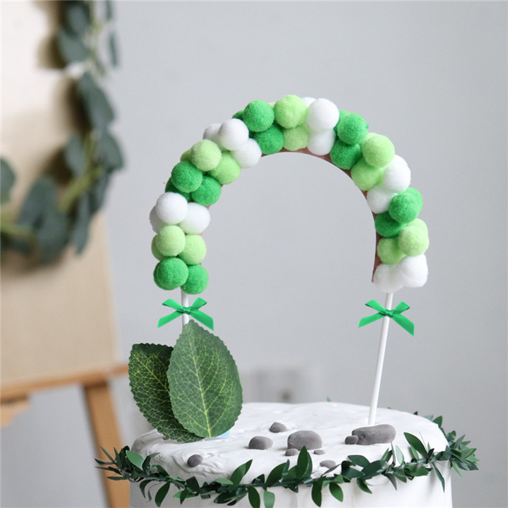 wholesale-felt-cake-garland-green-decor