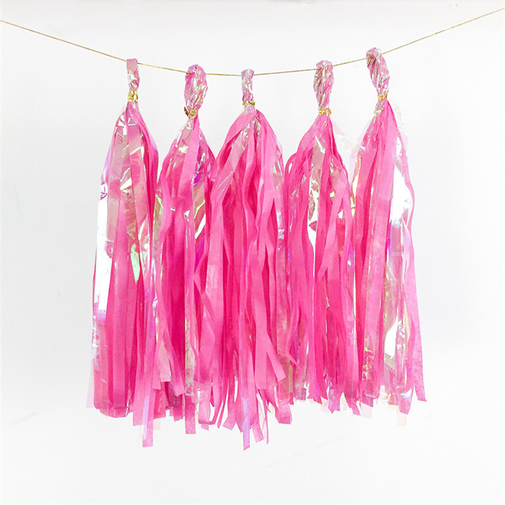 Tassel-Garland-Rose